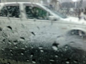 車のスリップ対策の決定版 雨や凍結にも対処する方法を伝授します 生活情報発信ブログ